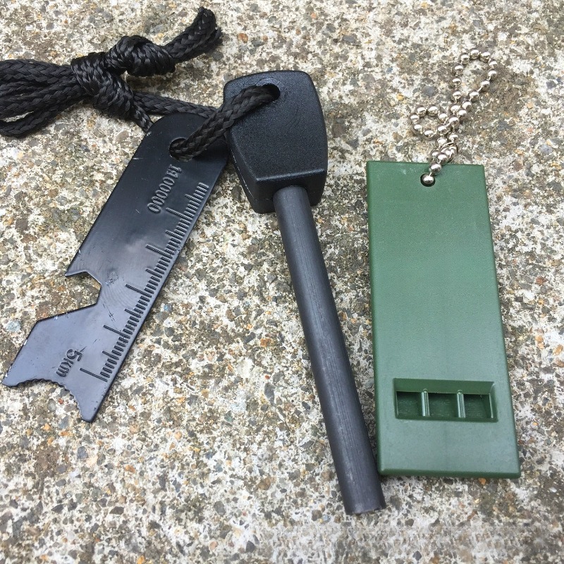 مجموعة أدوات إشعال النار للبقا - مراجعة Ferro Rod Striker وسعره