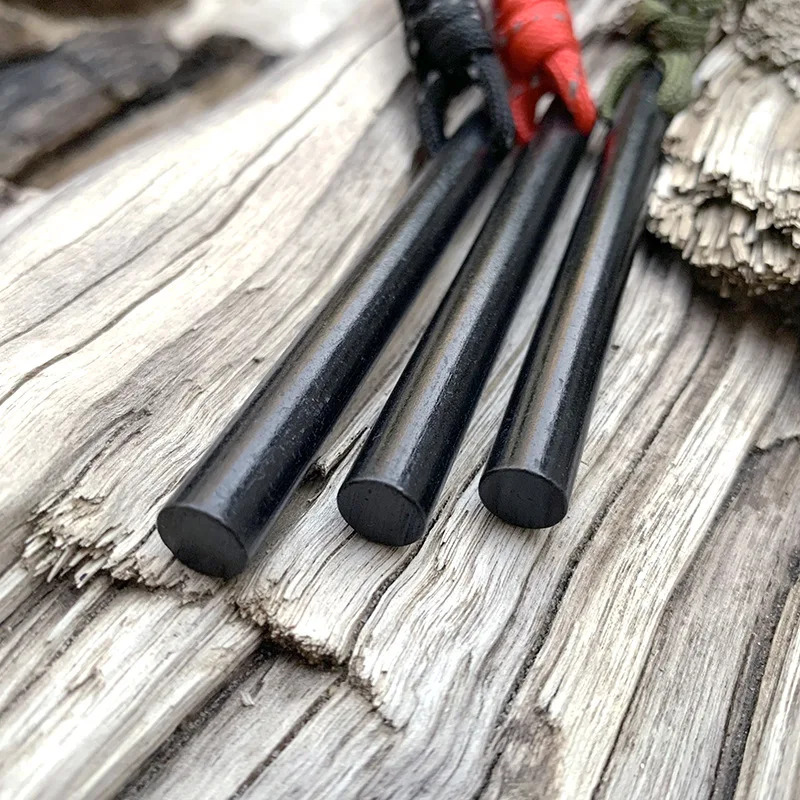 مبادئ النار من بير جريلز، قضيب - مراجعة Ferro Rod Striker وسعره