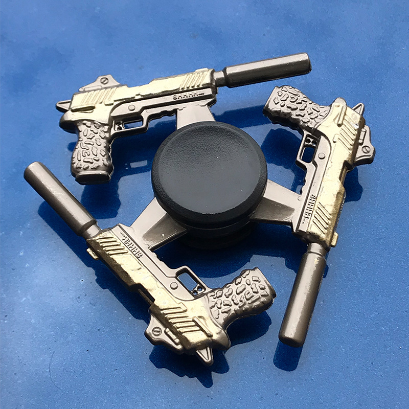 سبينر يدوي على شكل بندقية PUBG - مراجعة Fidget Spinner Bearing وسعره